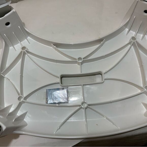 The SMART 4 Multi-Purpose Bathroom Stool - Picture 5 of 7